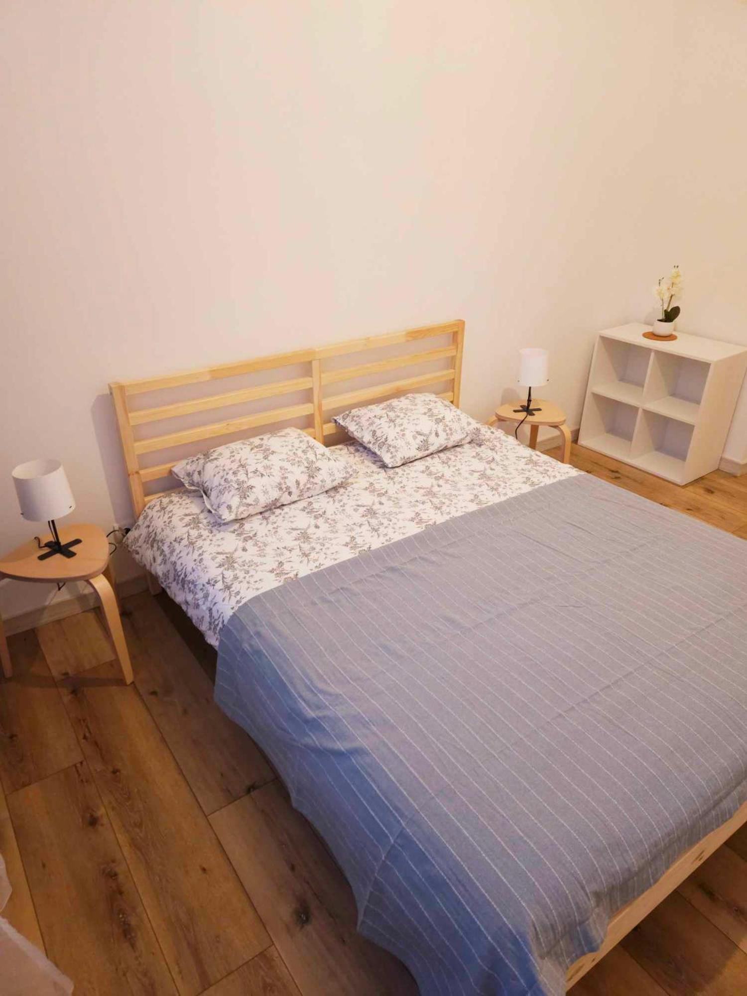 Justinrent 3 Lägenhet Legnica Exteriör bild